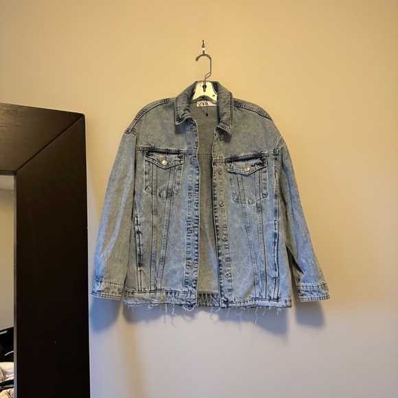 SOLD Zara oversized denim jacket - Picture 2 of 8